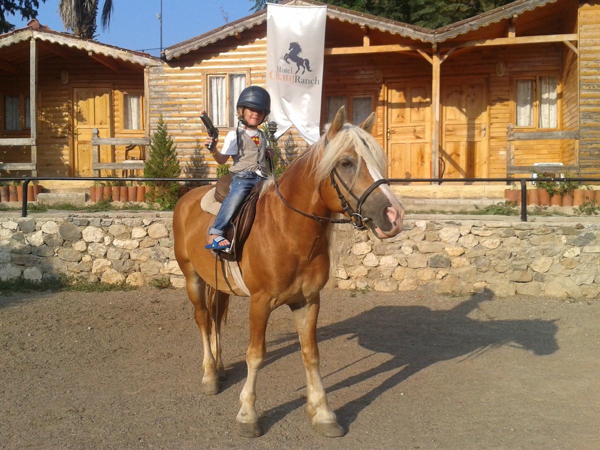 קמר Oranj Ranch Hotel מראה חיצוני תמונה
